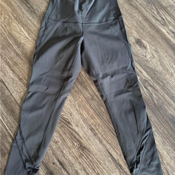 Lululemon 23inch leggings - Picture 4 of 4
